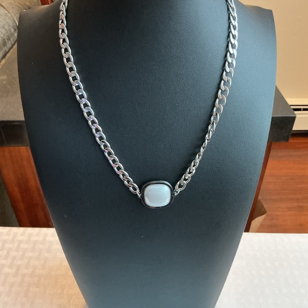 The Sis Kiss Mother-of-Pearl Rhodium Plated Choker Pendant Necklace